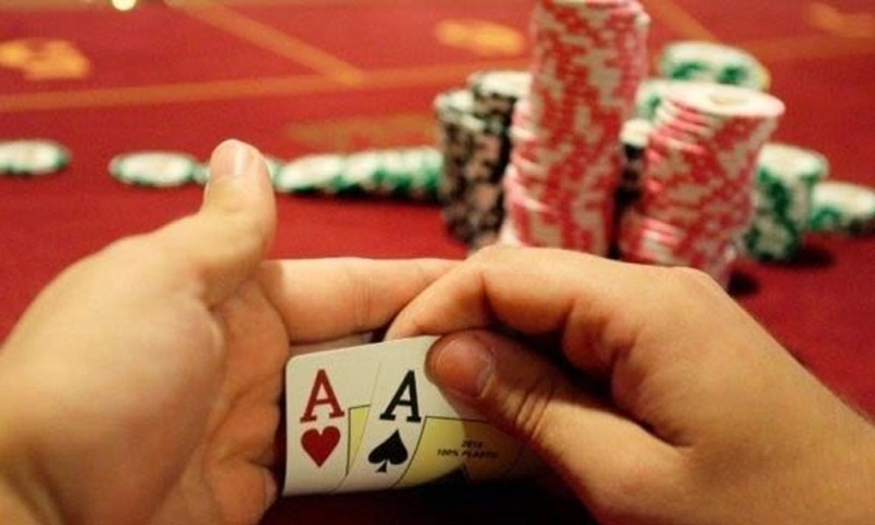 2 Con xì trong xì dách gọi là gì?